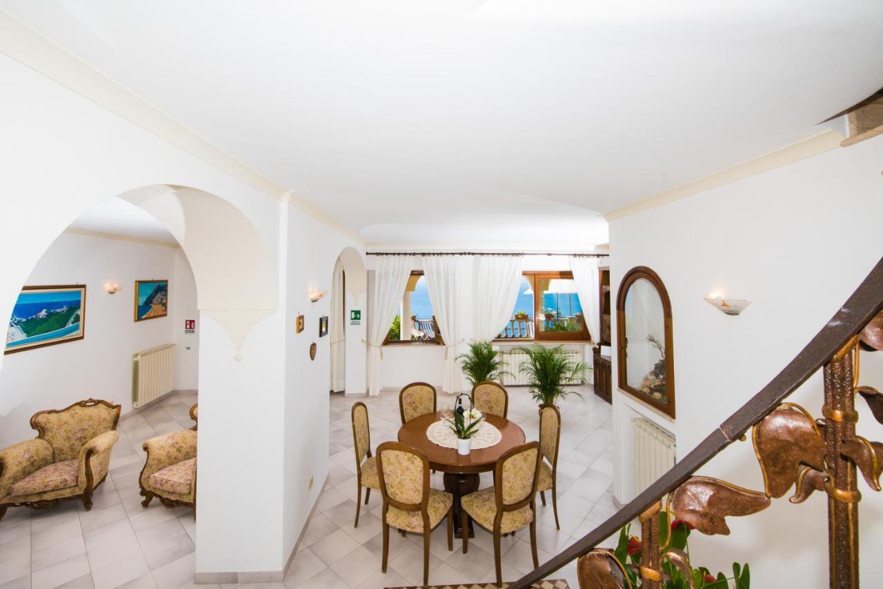 Villa Savina - Elegant Family Villa Overlooks Amalfi Coast - Positano Eksteriør bilde
