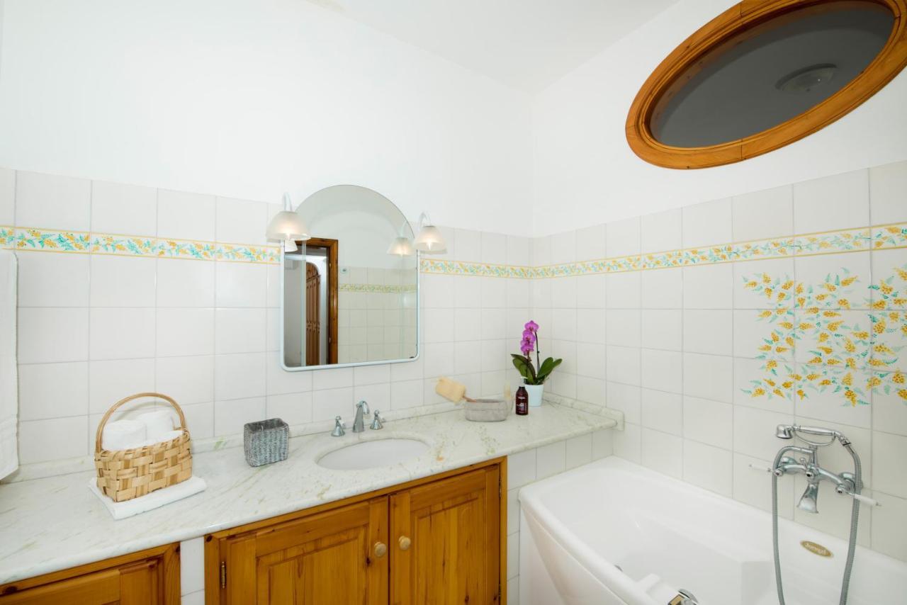 Villa Savina - Elegant Family Villa Overlooks Amalfi Coast - Positano Eksteriør bilde